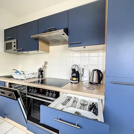 Bel Bluehome Near Allschwill Parking *